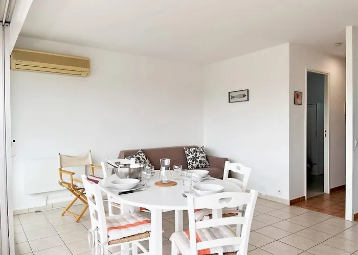 T2 Climatise, Proche Plage, 4 Couchages - - Fr-1-251-477 * Le Lavandou