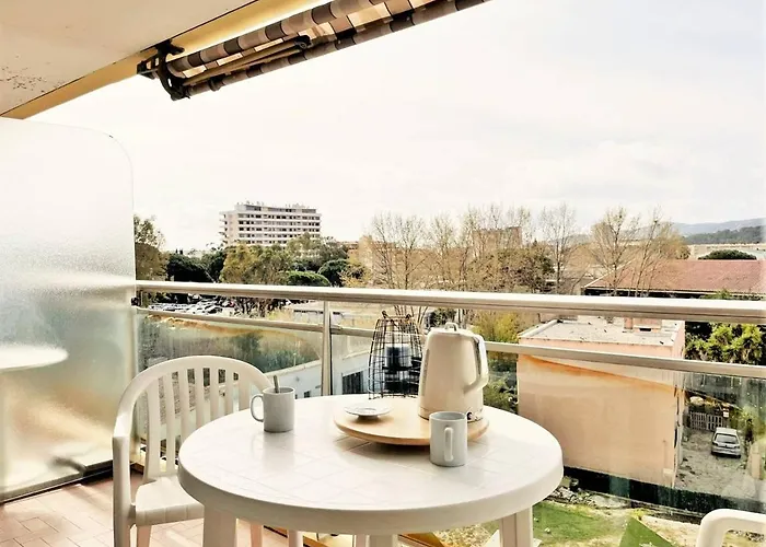 T2 Climatisé, Proche Plage, 4 Couchages - - Fr-1-251-477 Le Lavandou